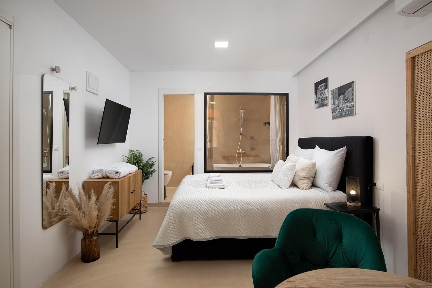 Deluxe Studio In City Center With Free Private Parking Rovinj Luaran gambar